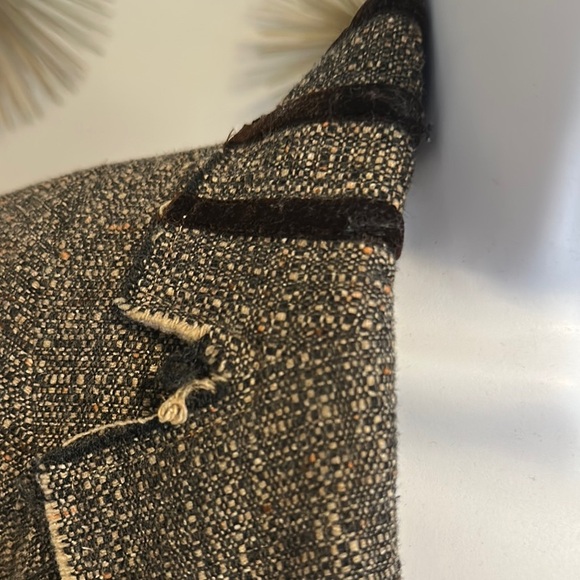 Unique Women's Distressed Tweed Jacket - Picture 3 of 6